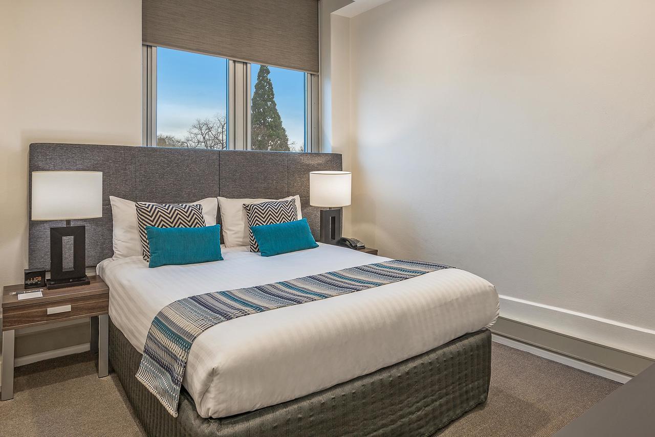 Mantra One Sandy Bay Road Хобарт Экстерьер фото