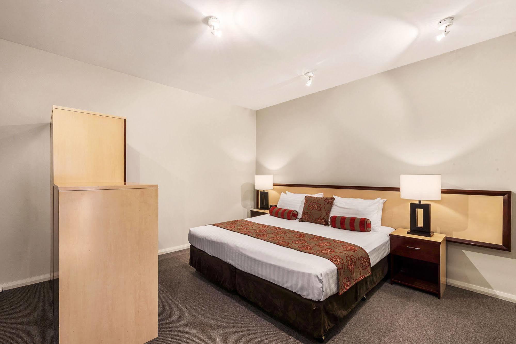 Mantra One Sandy Bay Road Хобарт Экстерьер фото